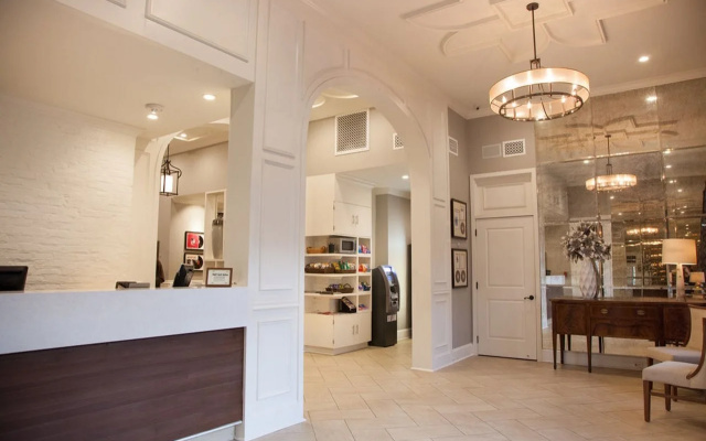 Hotel St. Pierre®, a French Quarter Inns® Hotel