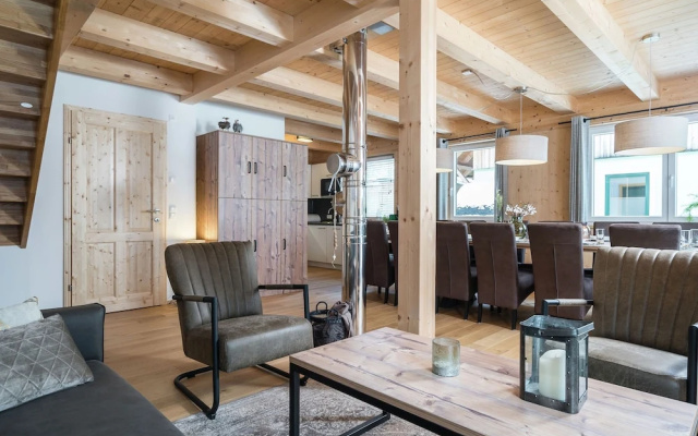Cozy Holiday Home in Salzburg With Mountain View