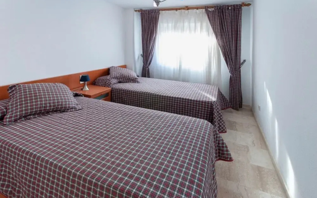Cascades in D nia With 2 Bedrooms and 1 Bathrooms