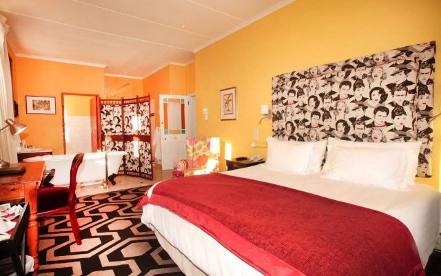 Karoo Art Hotel