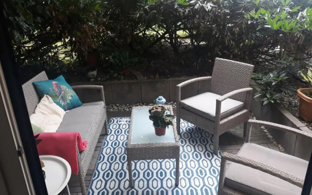 1 Zimmer Wohnung mit der Terrasse in der Innenstadt