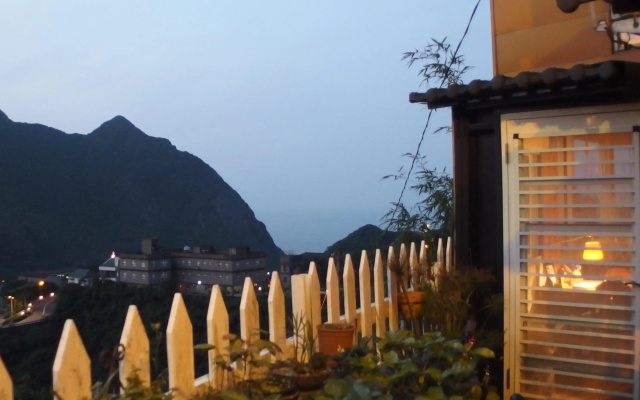Jinguashi House 160