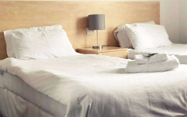 Snooze Hotel