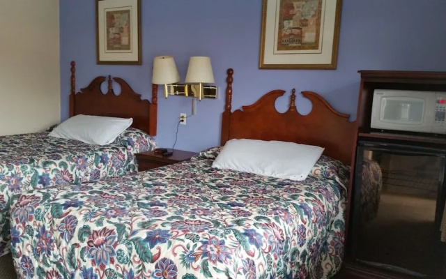Spillway Motel