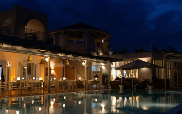 Grand Hotel Chiaia Di Luna