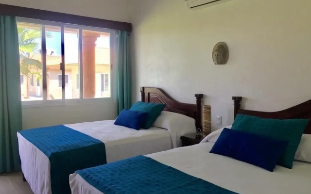 Ananta Hotel