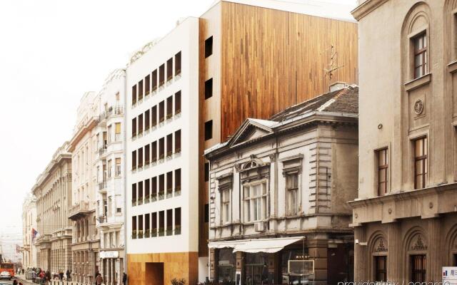 Square Nine Hotel Belgrade Белград вид на фасад