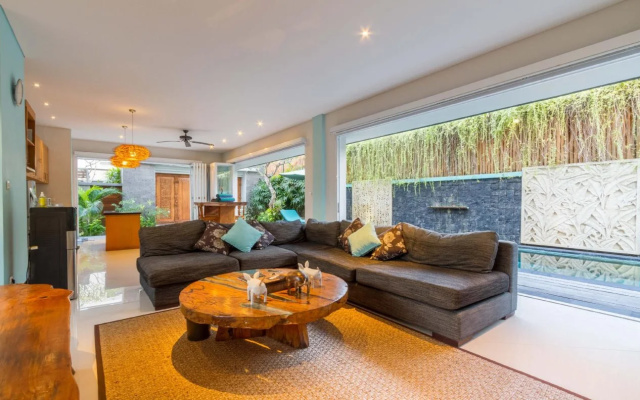 Lacasa Villa Legian