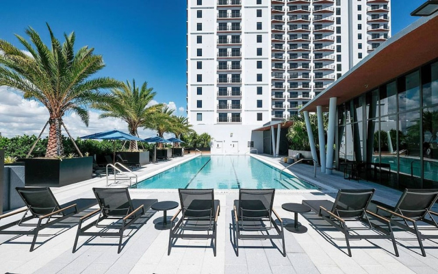 Landing Apartments Miami near Overtown