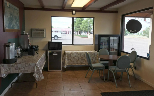 Regal Motel in Las Vegas, New Mexico