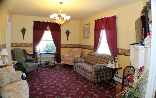 The White Birch Inn & Annex