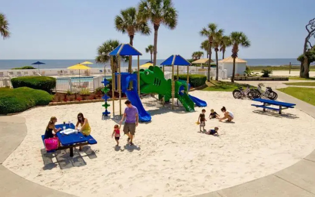 Oceanside Inn & Suites