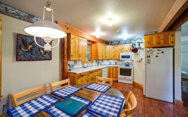 Glacier Holiday Chalet BL3042516886.