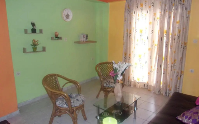 Haroula Apartments