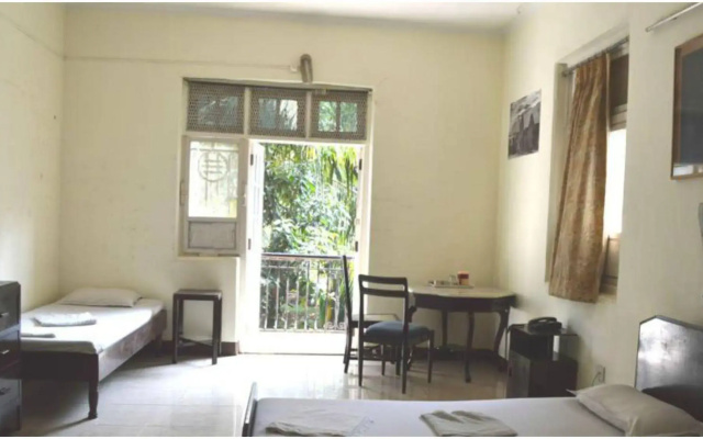 Bentleys Hotel Colaba