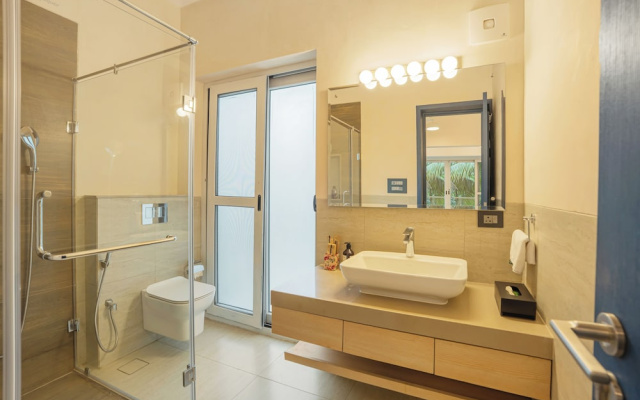 ELIVAAS Casa Del Mar 4BHK Villa & Pool