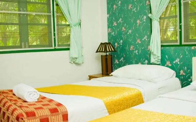 Huaykhakhaeng Country Home Resort