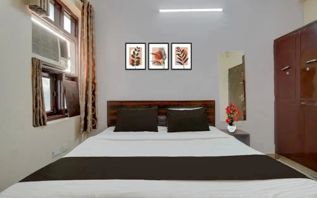 Deluxehotel Kartik Inn