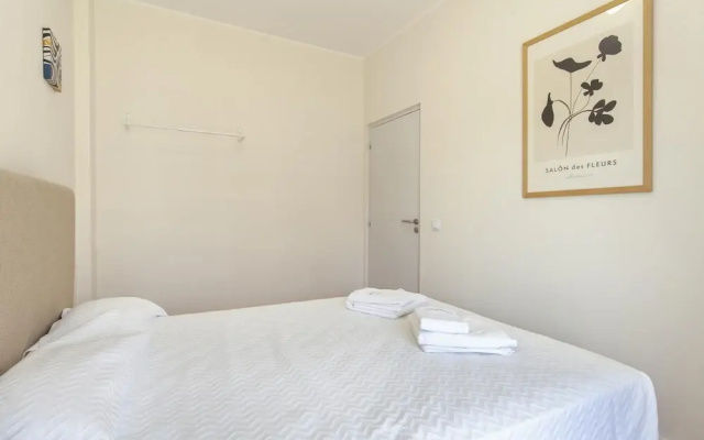 Y 01 - Bedroom 1 in Trindade Sun Guesthouse