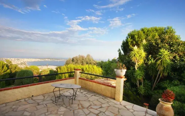 Villa Cannes Hills - Pool and Sea View