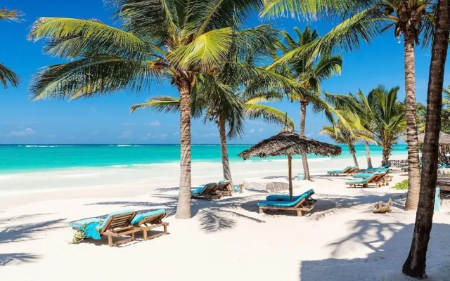Golden Sun Beach Apartments