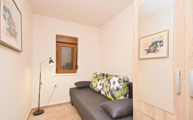 Stunning Home in Premantura With Wifi and 3 Bedrooms