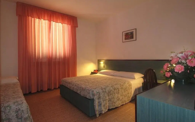 Franks Hotel