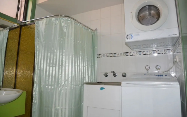 Emmanuel Holiday Apartments