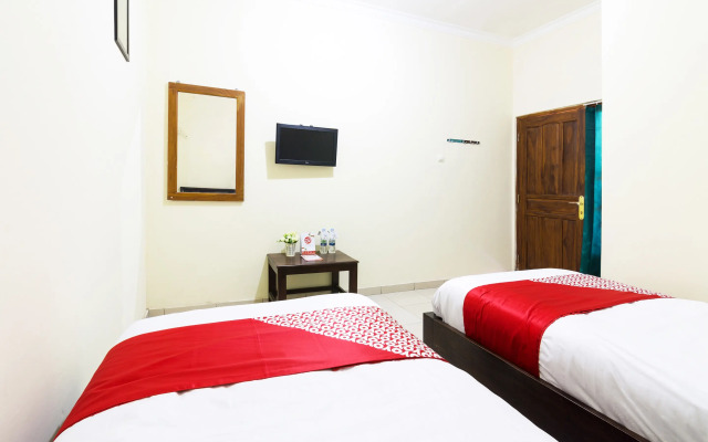 OYO 1338 Hotel Sartika