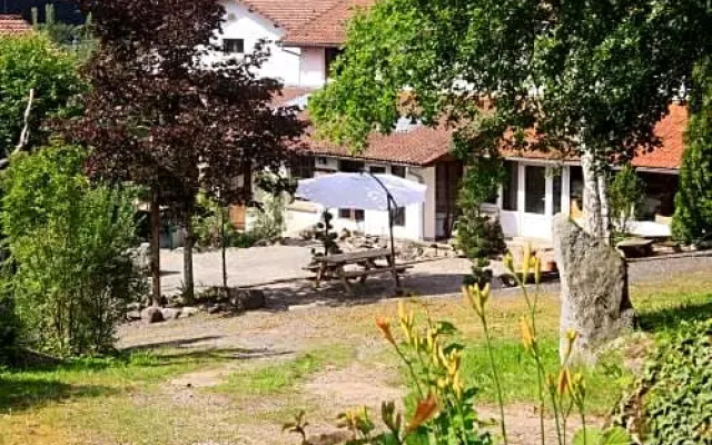 Notre Dame des Monts