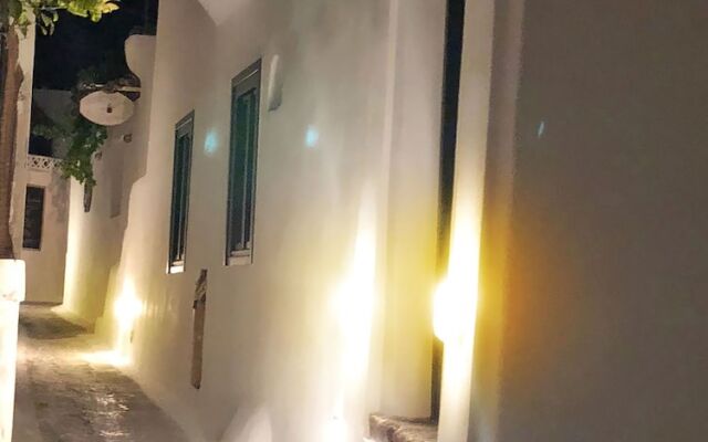 Отель The Luna Suites Греция, Остров Санторини - отзывы, цены и фото номеров - забронировать отель The Luna Suites онлайн вид на фасад