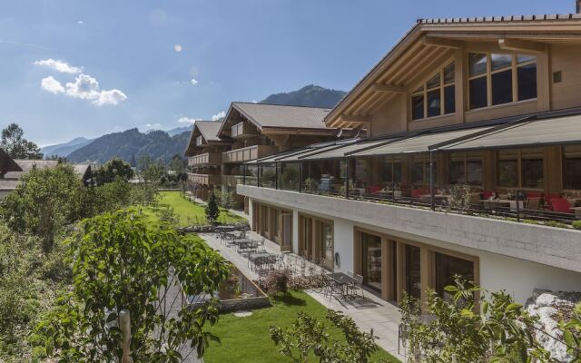 Hotel Spitzhorn вид на фасад