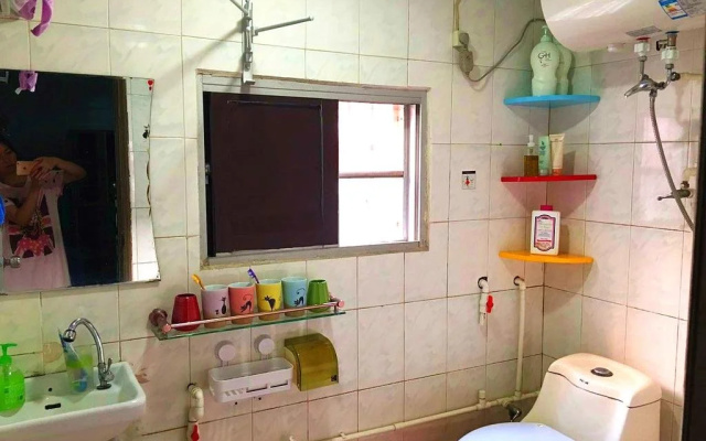 Dotdot Selection Hostel