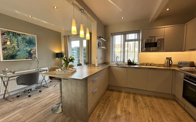 Stylish, Contemporary Home in Earl Shilton