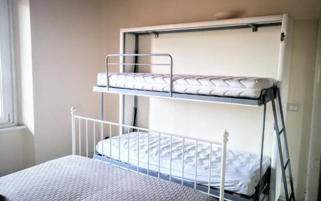 Q21apartment -The Silent Charm