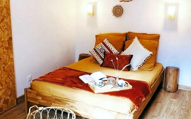 Hôtes de Maïa Chambre d'hôtes chez l'habitant