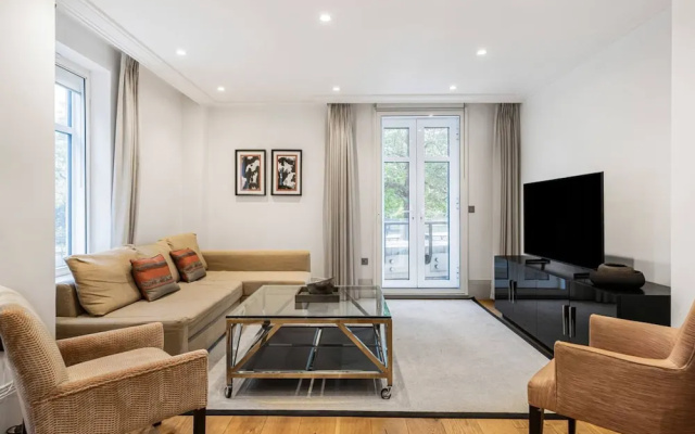 Luxury Mayfair Flat on Park Lane Hyde Park Views