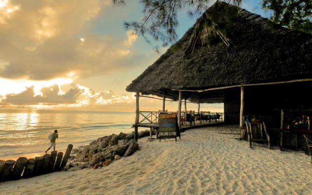 Ndame Paje Hotel