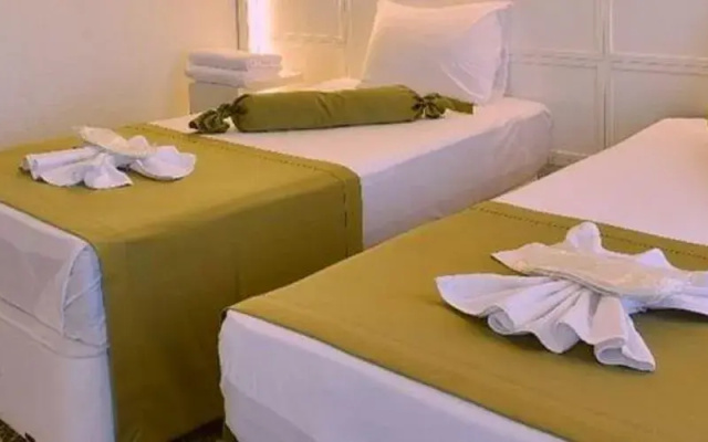 Airport Otel