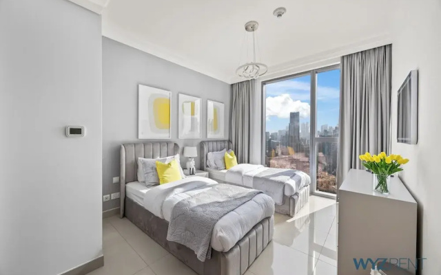 Prestigious 3.5 BR in Boulevard