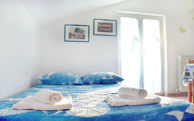 Bright Apartment in Zambratija