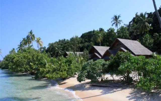 Wakatobi Patuno DivingBeachResort ManagedBySahid