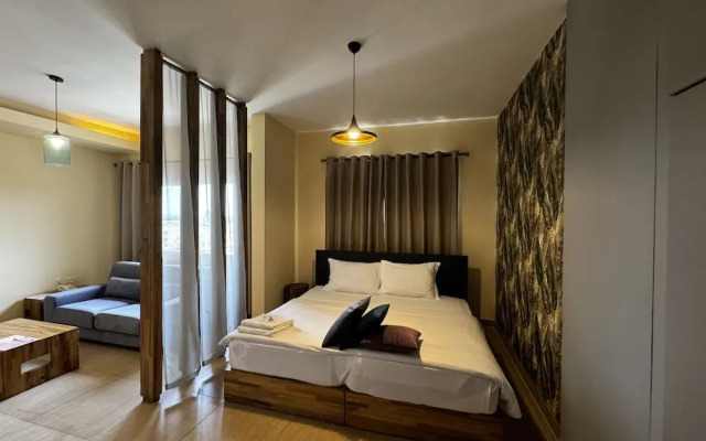 Roots Apartment Hotel