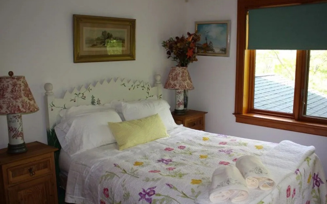 Honey Maple Grove BnB