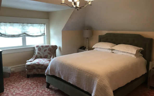 Thistledown At Seger House