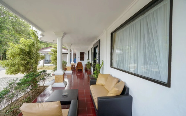Hotel Tri Mustika by Oyo Rooms