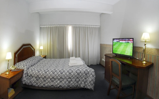 ART DECO Hotel & Suites