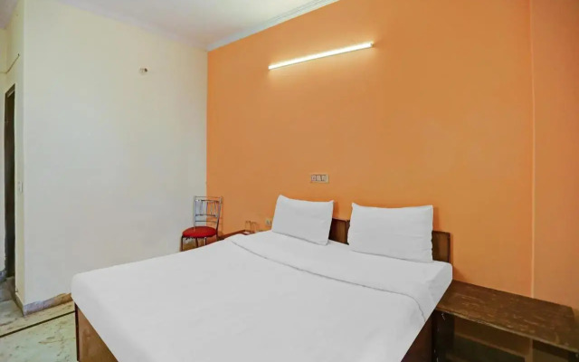 OYO Flagship 80533 Green Homes