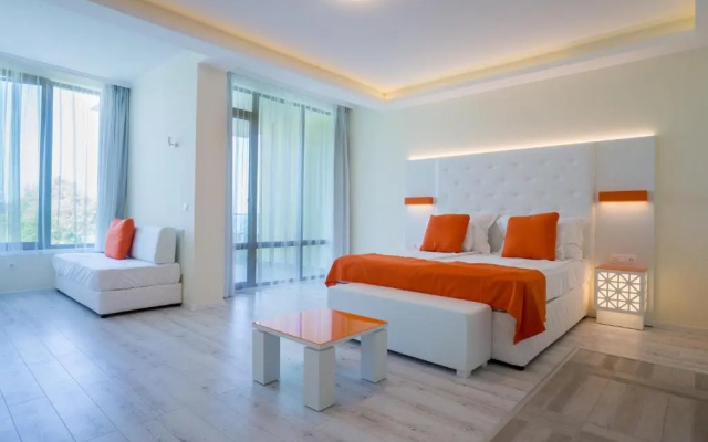 Hotel Perla Beach Luxury