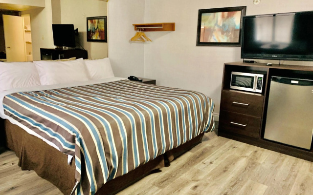 Deluxe Inn